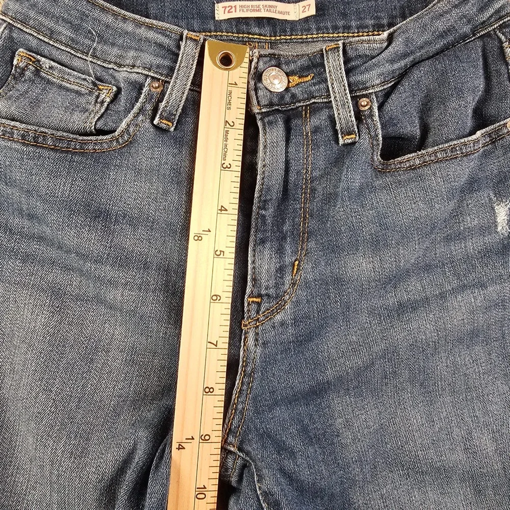 Levis levi 721